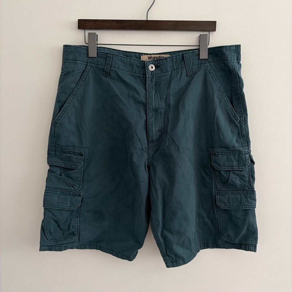 Wrangler Authentics Mens Green Cargo Shorts 10ZM6BSM2 Size 36